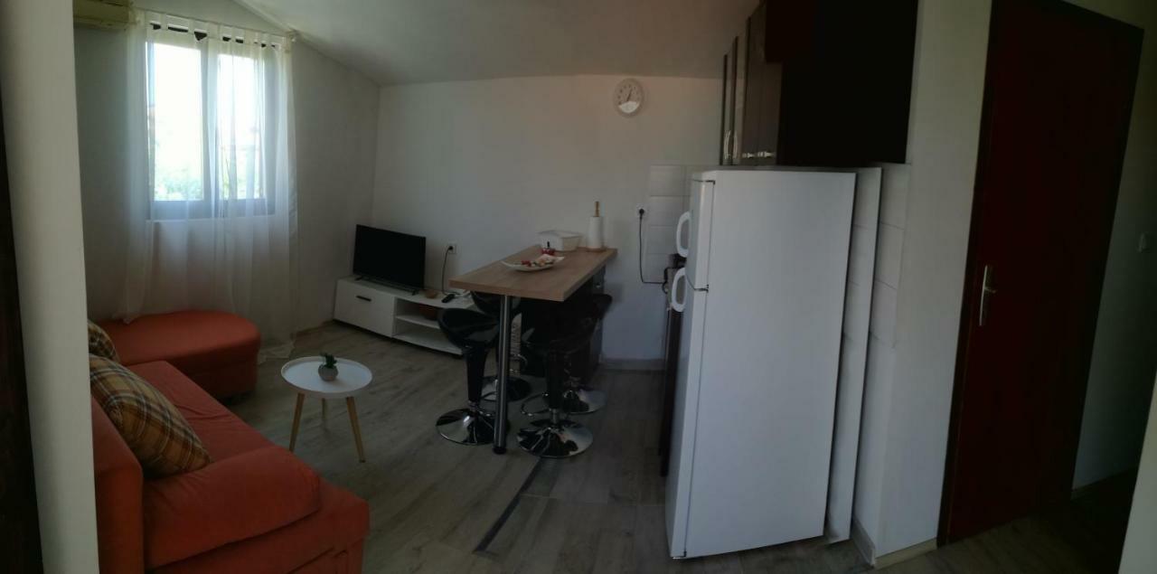 Apartman Zidak Vir Exterior foto